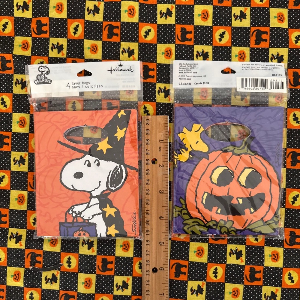 Peanuts Halloween Favor Bags Hallmark Snoopy Witch & Pumpkin (8 total bags) - Picture 4 of 7